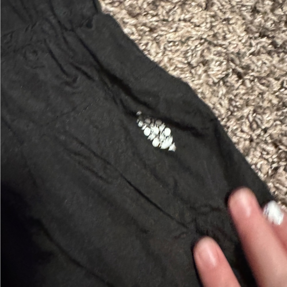 Free People Movement The Way Home short Black Size Medium - Picture 2 of 6